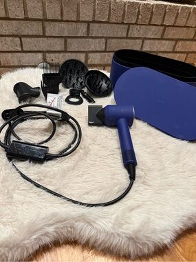 Dyson Supersonic Hair Dryer in Blue with Black Attachments and Case